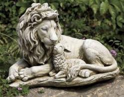  Garden Lion With Lamb 