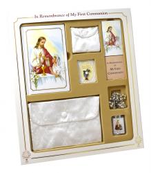  FIRST MASS BOOK (CATHEDRAL) (PREMIER SET): AN EASY WAY OF PARTICIPATING AT MASS FOR BOYS AND GIRLS 